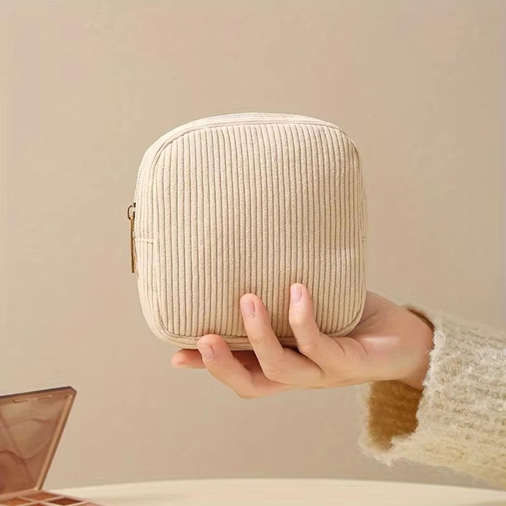 Large Capacity Sanitary Pads B - огляд і ціна Cable Organizer Bag
